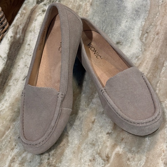 Women’s VIONIC Debbie grey suede leather slip on loafers- Size 9 - Picture 9 of 12